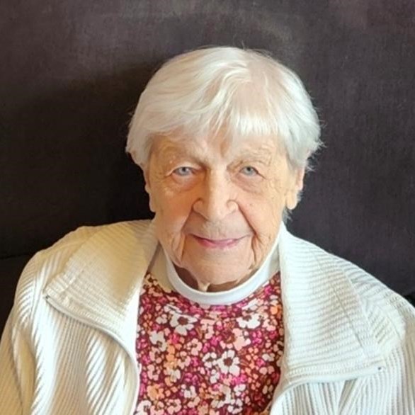 Obituary of Phyllis (Bujarski) Larson