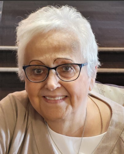 Obituary of Mary Lou Sweeney