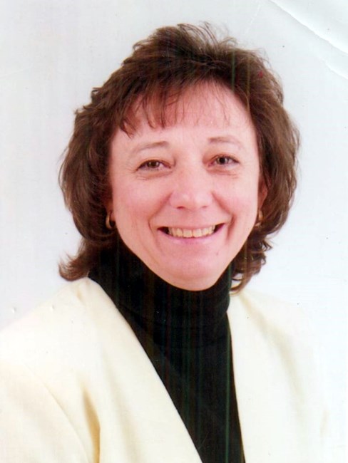 Obituary of Sandra Knight Russell