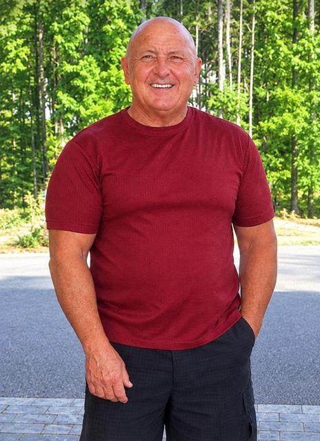 Obituary of Richard Lee