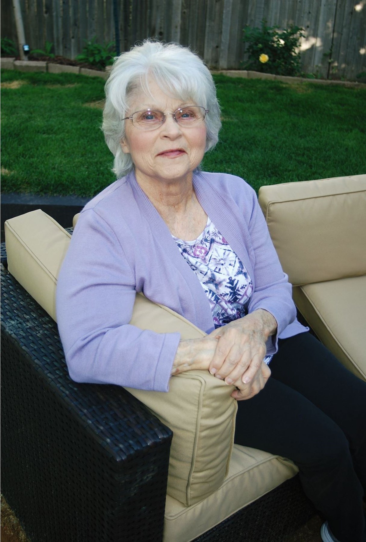 Obituary of Carolyn Mae Bates Johnston