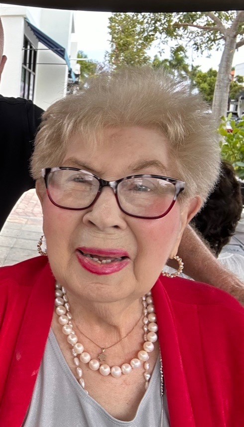 Obituary of Phyllis Hirsch