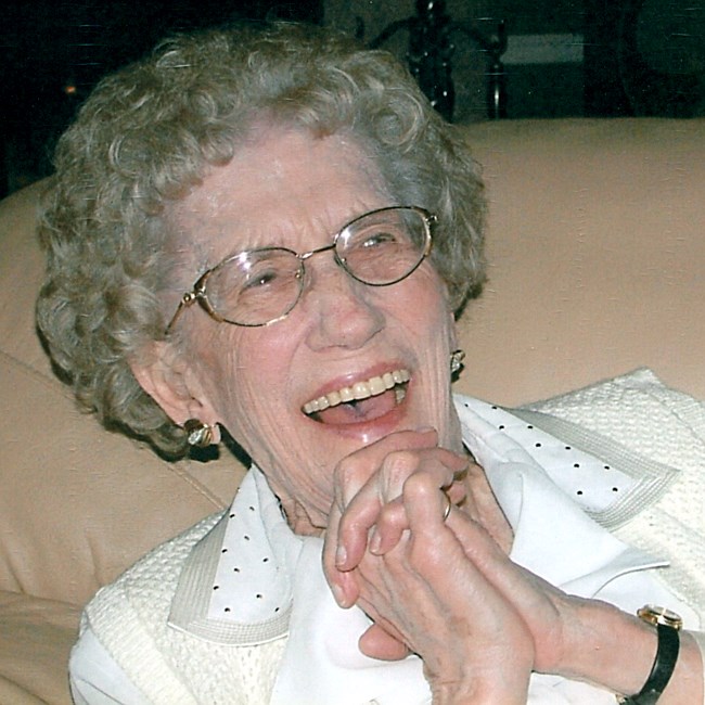 Obituary of Reine Vézina (Née Lefebvre)