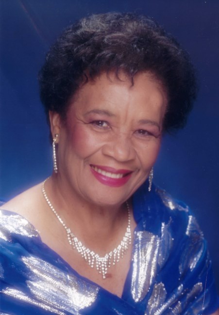 Obituary of Winifred Joyce Gordon