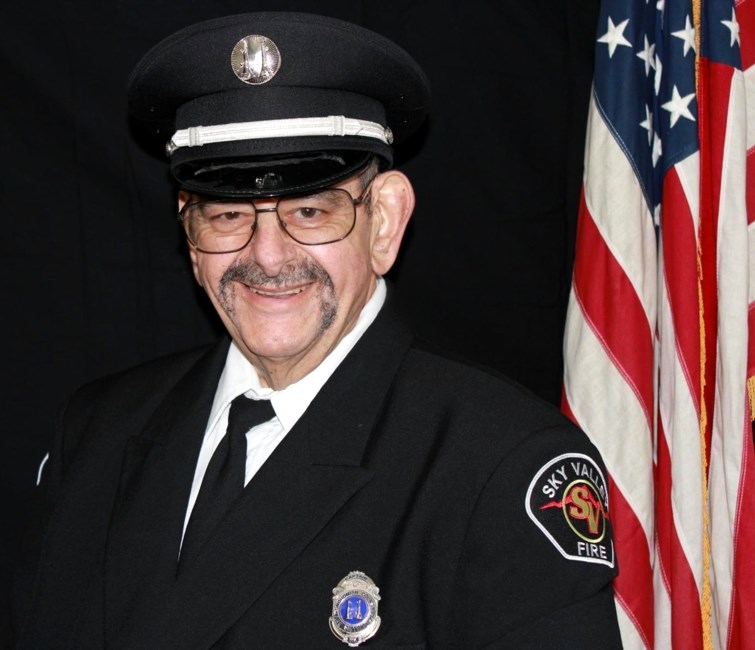 Obituary of Robert Lloyd Delvecchio