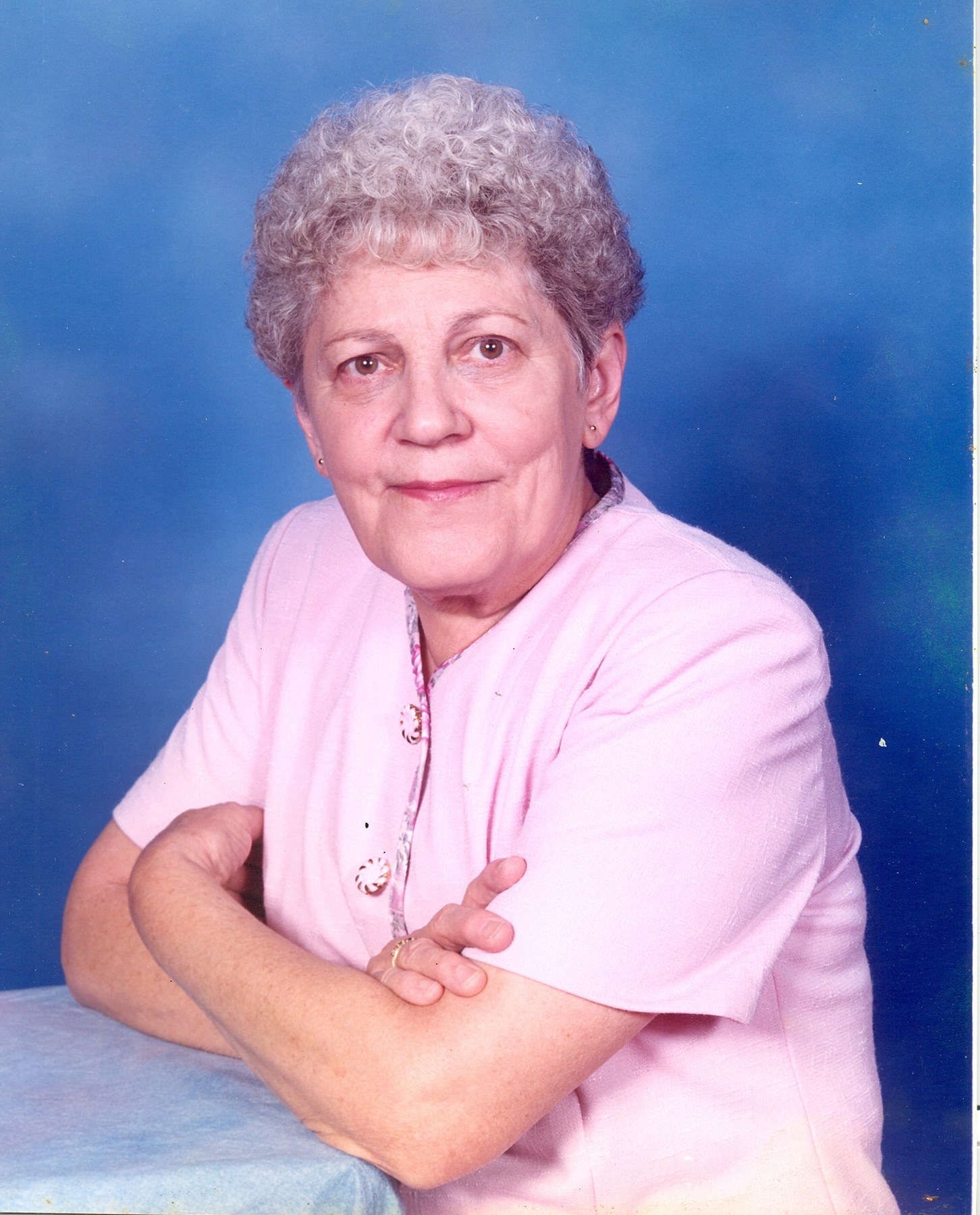 Obituary of Ella Louise Arnold