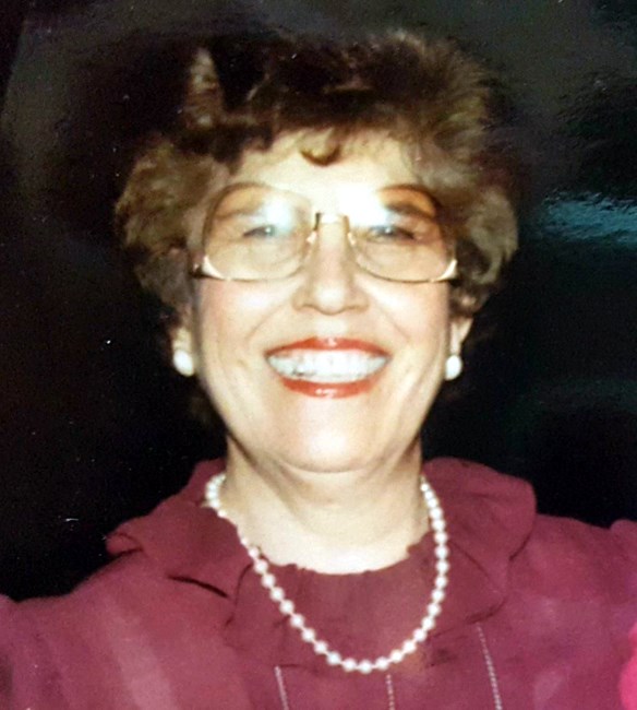 Obituary of Esperanza Luna Gonzalez
