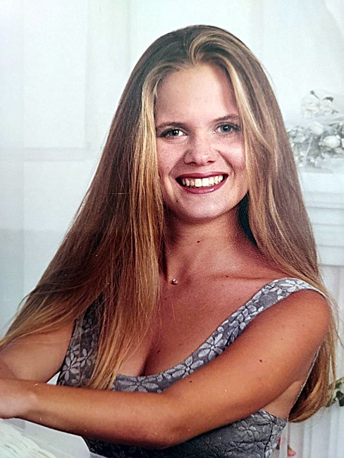 Obituary of Megan Lindstrom Graver