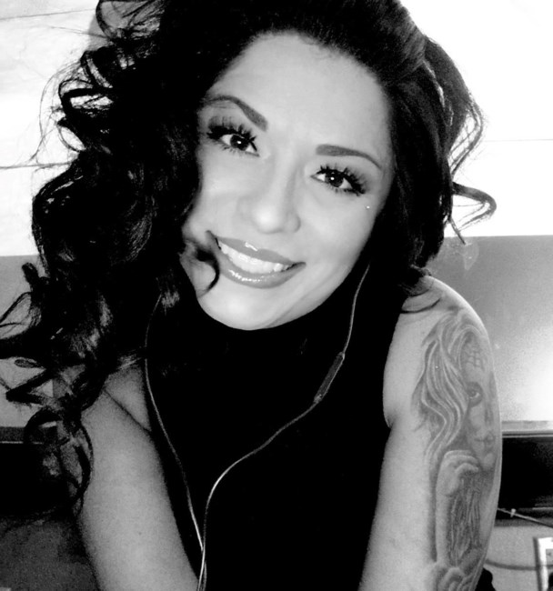 Obituary of Debbie Lee Hernandez