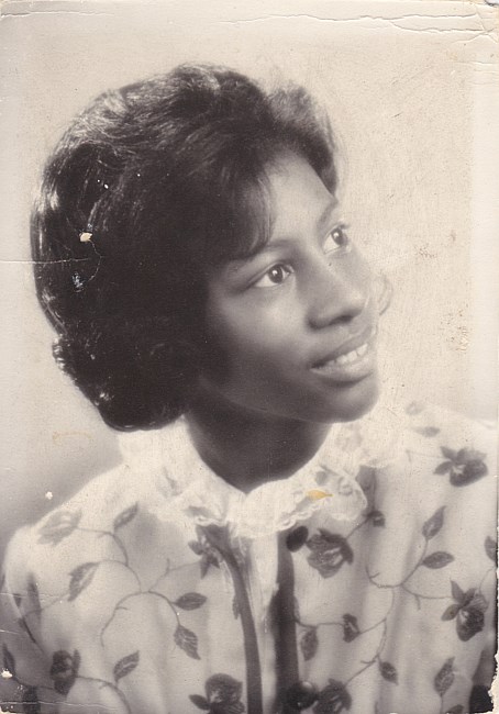 Obituary of Maxine L. Harrell
