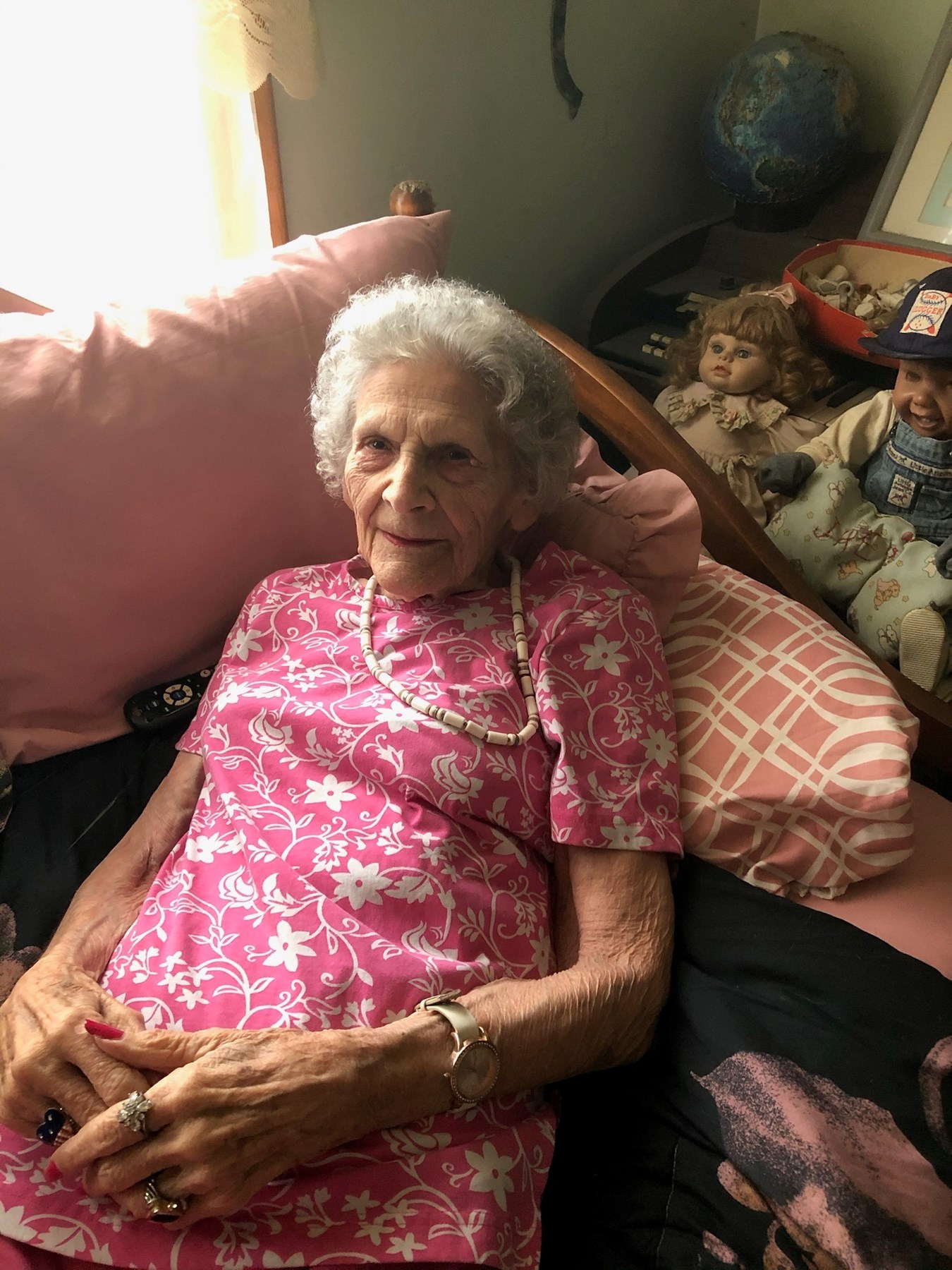 Obituary of Lola R. Evans