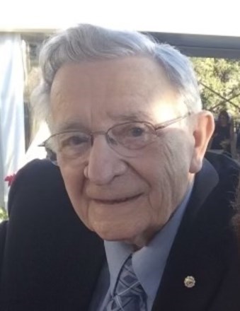 Obituario de Edwin E. Dudenhoeffer