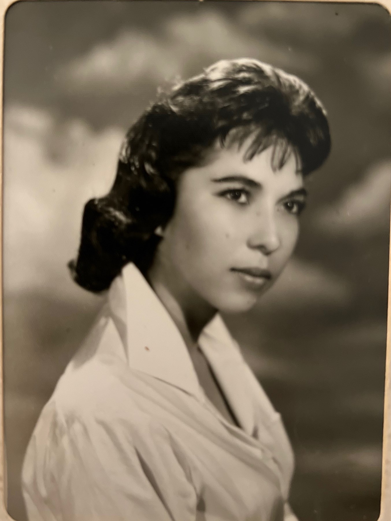 Obituary of Mrs. Maria Elena Gonzales