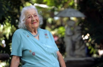 Obituary of Marian Christina Maxwell