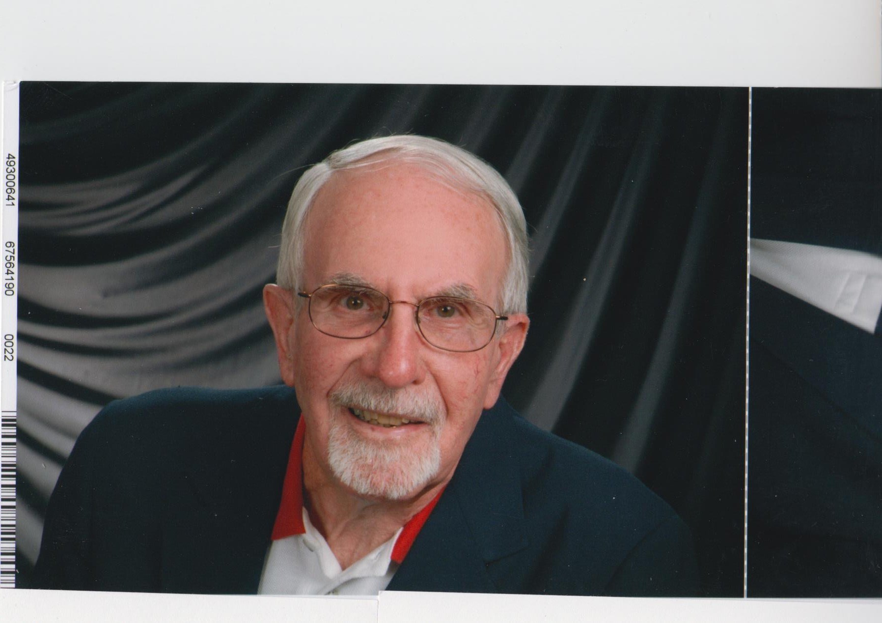 Obituary of Carol Dean Henrichsen