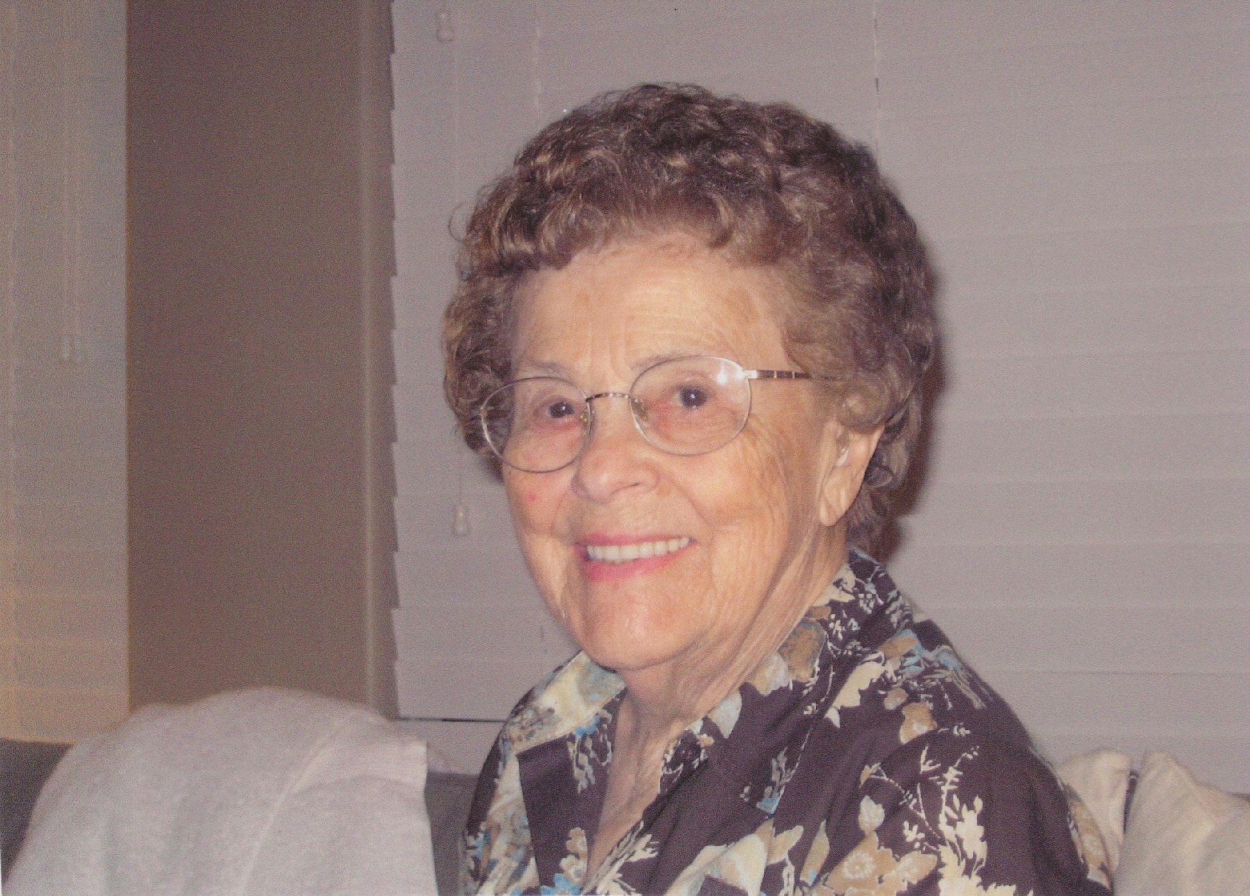 Obituary of Doris Marie Cronk Layton