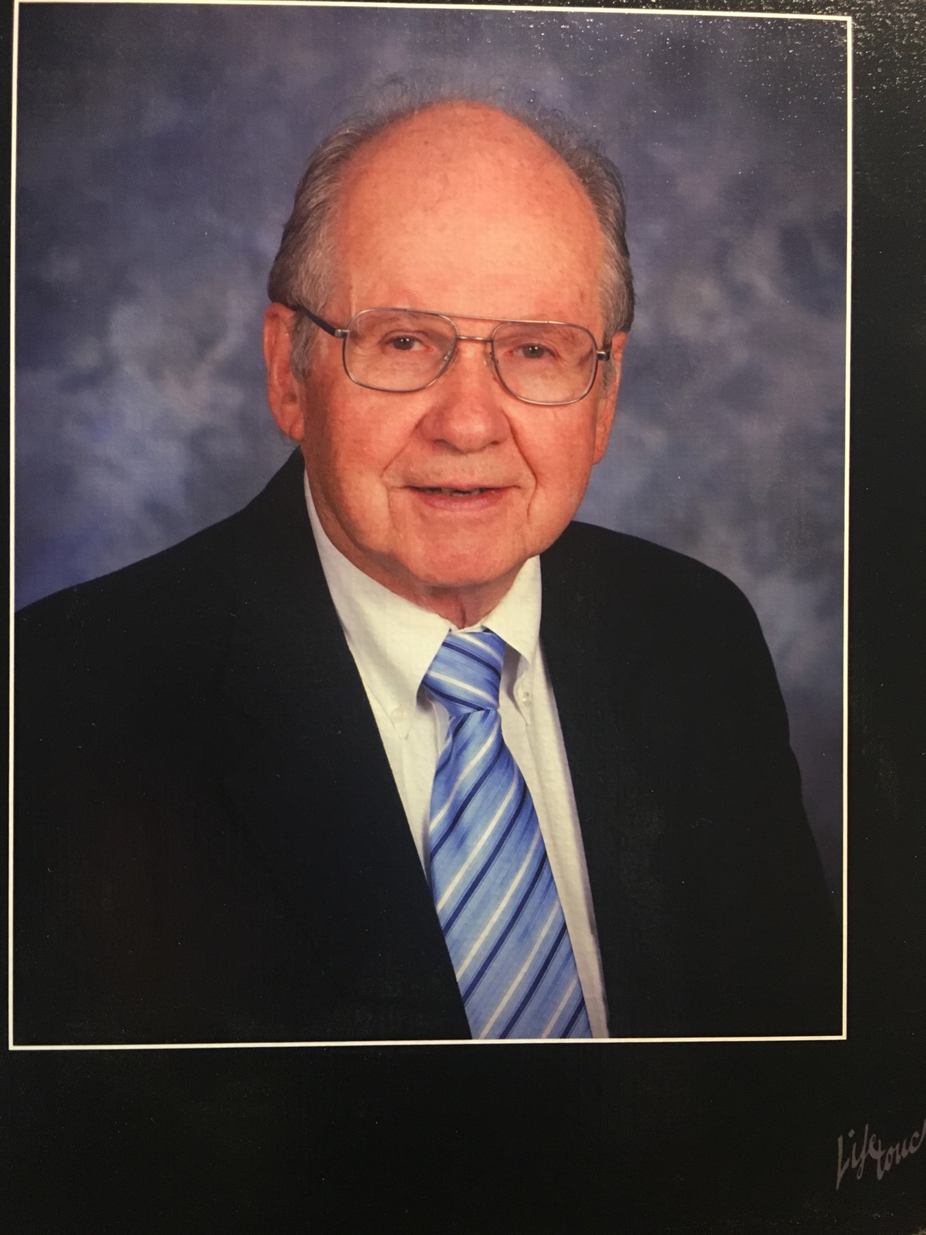 Obituary of Hezekiah Albert Thompson III