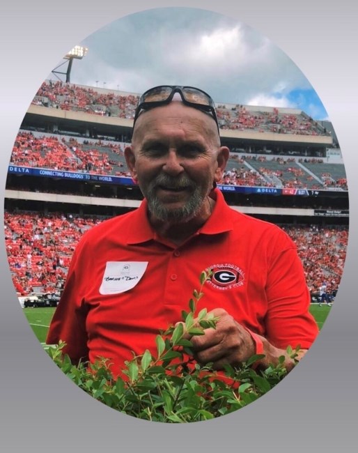 Obituary of Glenn Barnie Davis