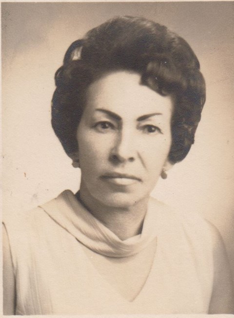 Obituary of Rosa E. Segovia