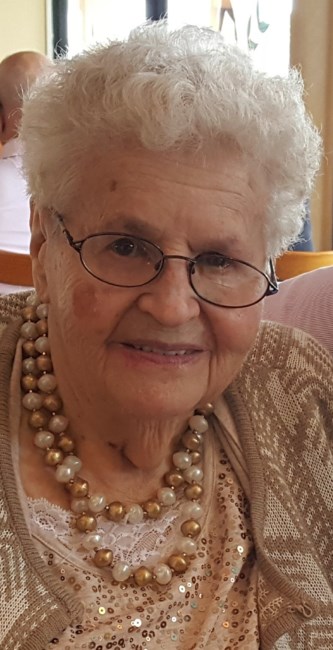 Obituary of Elizabeth A. Roscoe