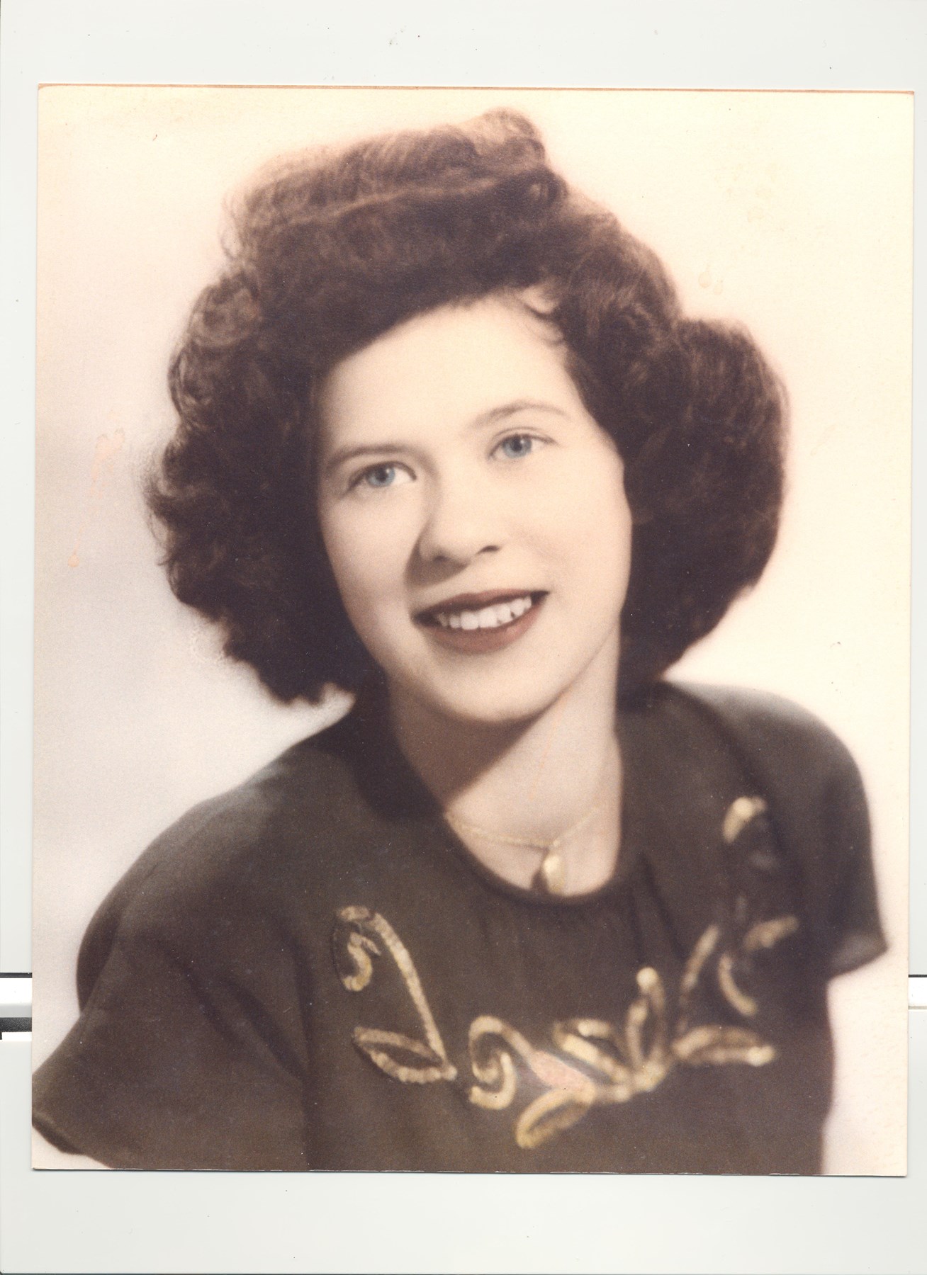 Obituary of Pearl June Paterson