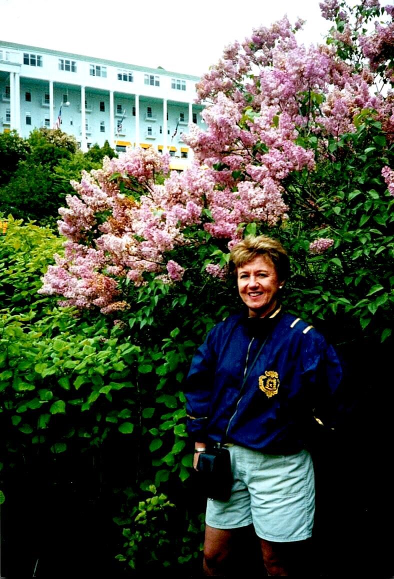 Obituary of Anita R Coffey