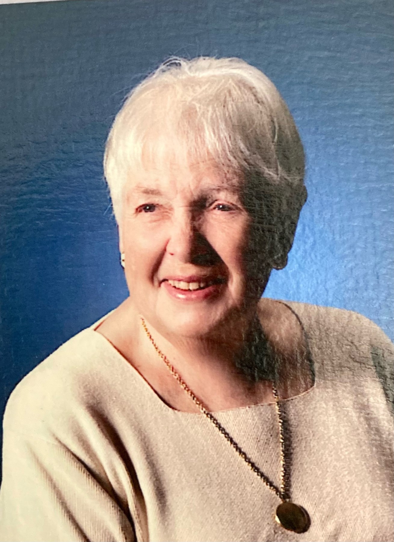 Obituary of Mamie Hood Wells