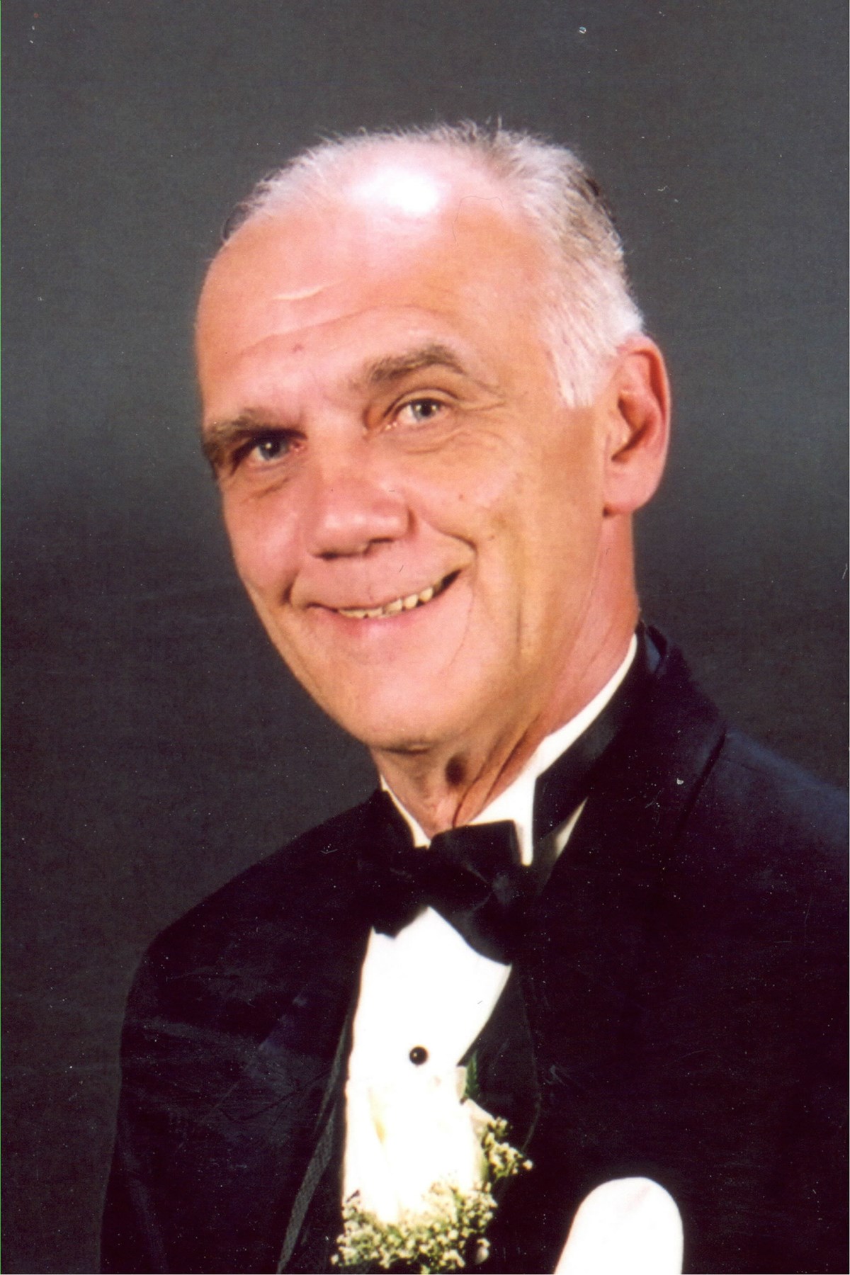 Obituary of Dennis R. Hodelka