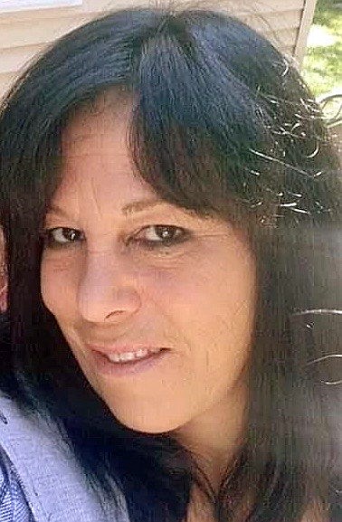 Obituary of Lisa Beth Gladys Ford