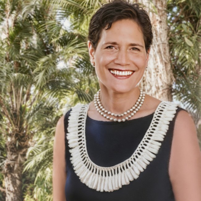 Obituario de Mona Gail Kuahine Parker