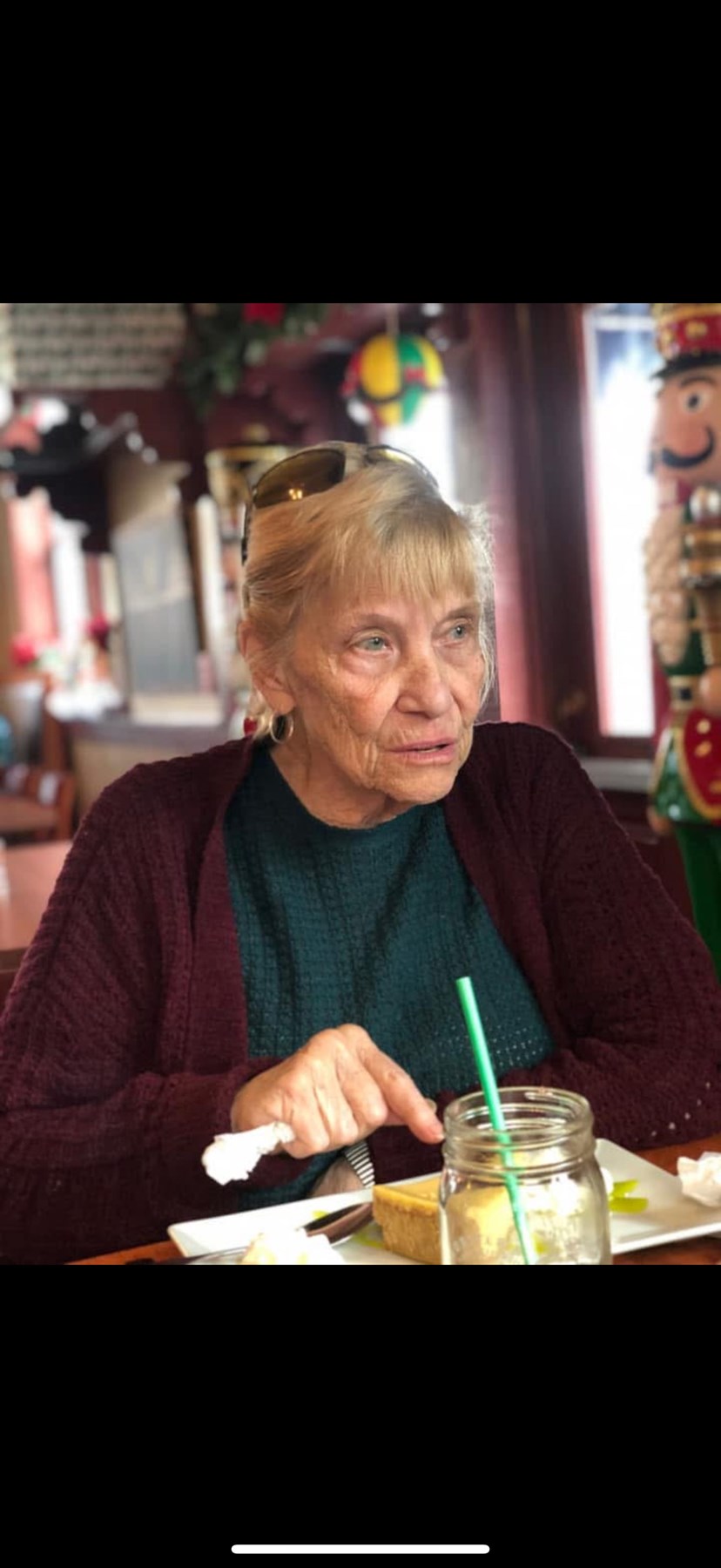 Obituary of Shirley L. Lawrence