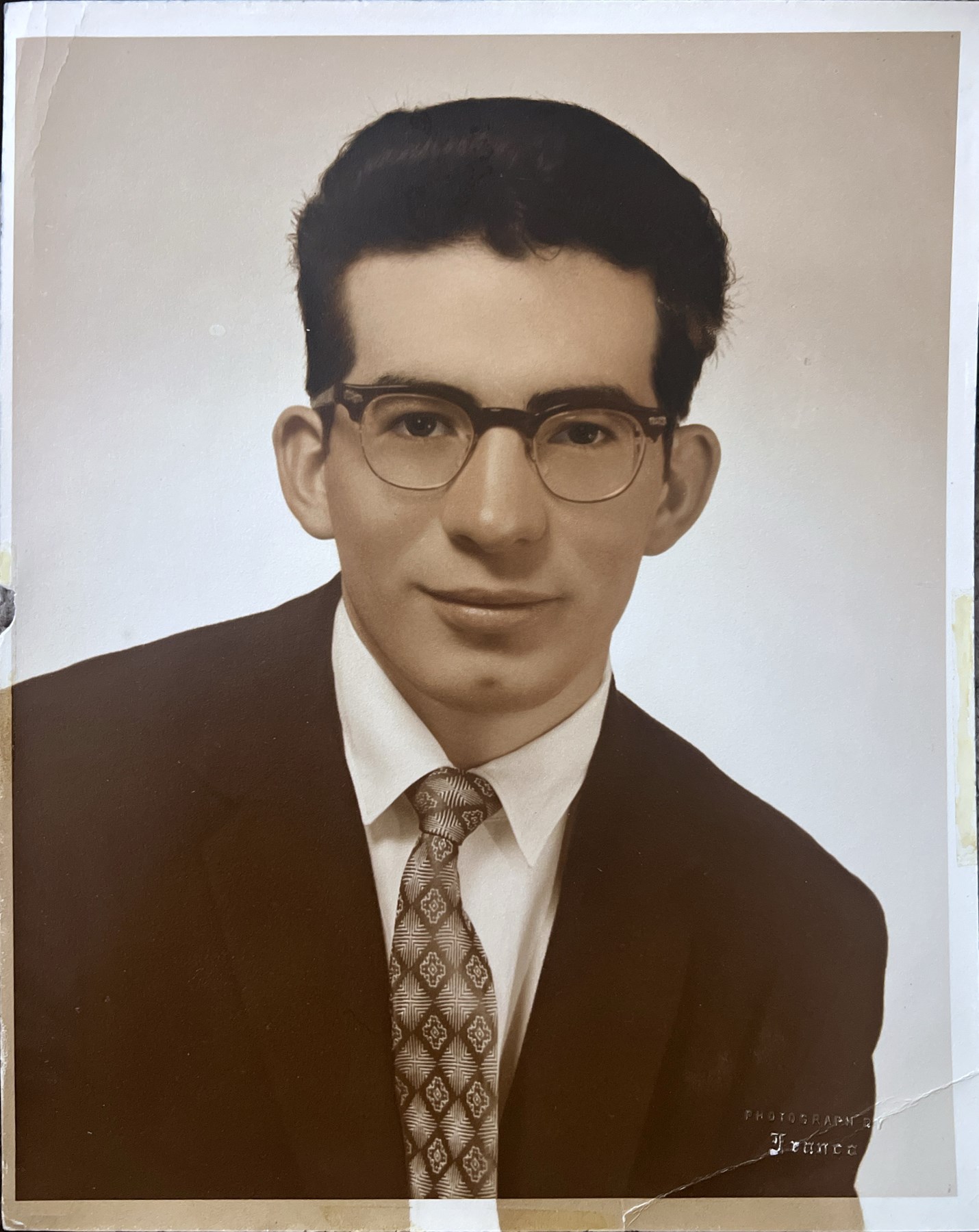 Obituary of Benito Hector Mackintosh