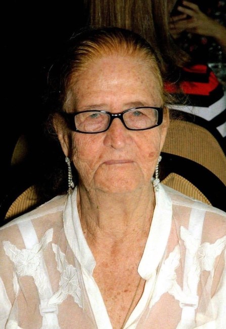 Obituary of Carmen Leticia (Moreira) Farias