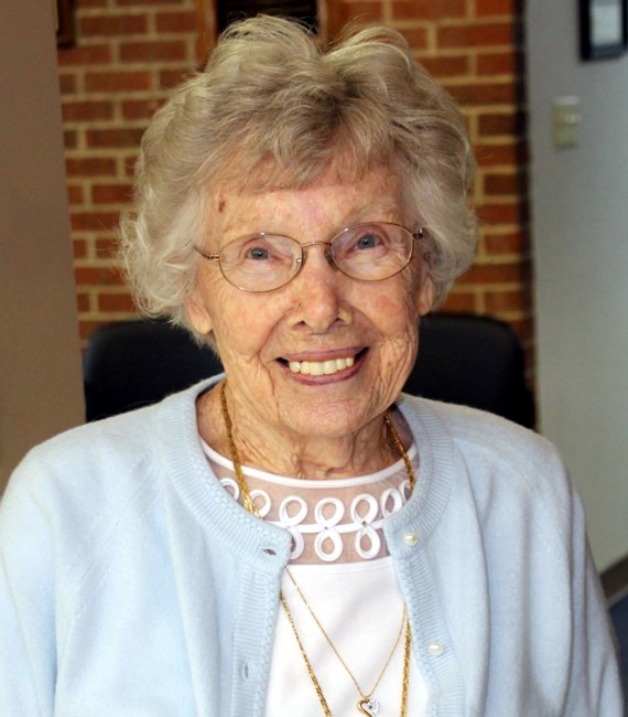 Obituary of Esther Mae Davis