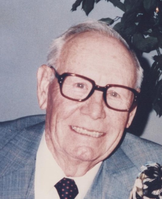 Obituary of Merrill D Holmes