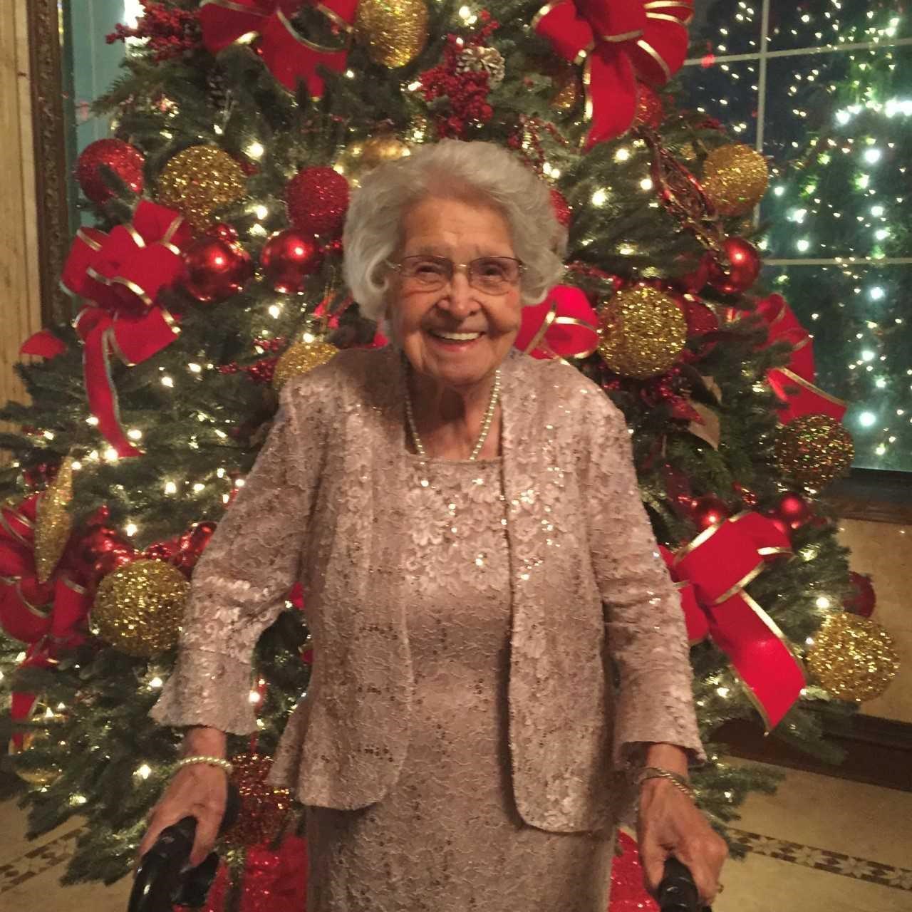 Obituario de Louise Robles