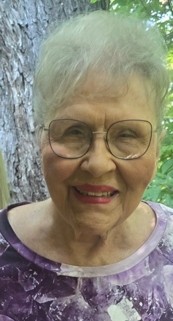Obituary of Lola Mae Ray