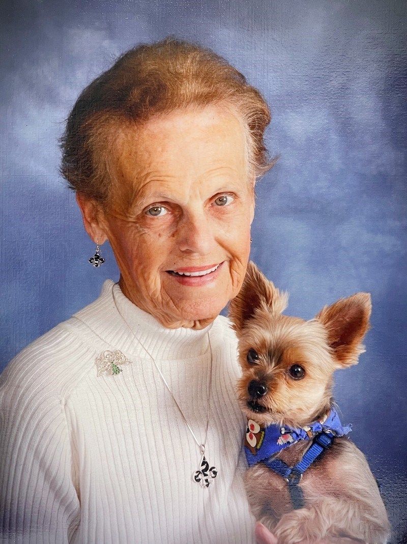 Obituary of Janet Lange Arnold