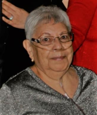 Obituary of Aurora M Muñoz