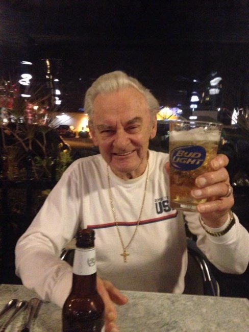 Obituario de William P. Strickland Jr.