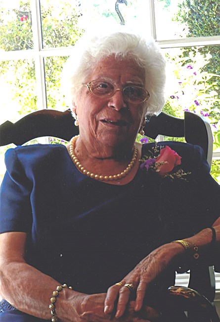 Obituary of Maria G Lopes