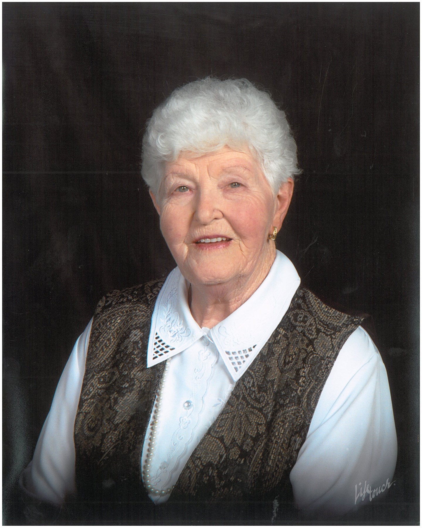 Obituary of Katherine Charlotte Doerksen