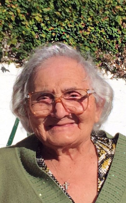 Obituary of Donika Dindi