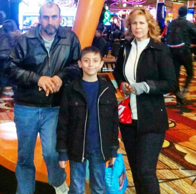 Obituary of Familia Victor, Beatriz and Victor, Jr. Perez