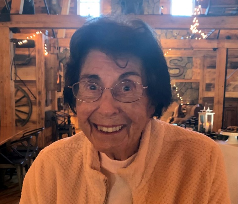 Obituario de Hazel A. Mathis