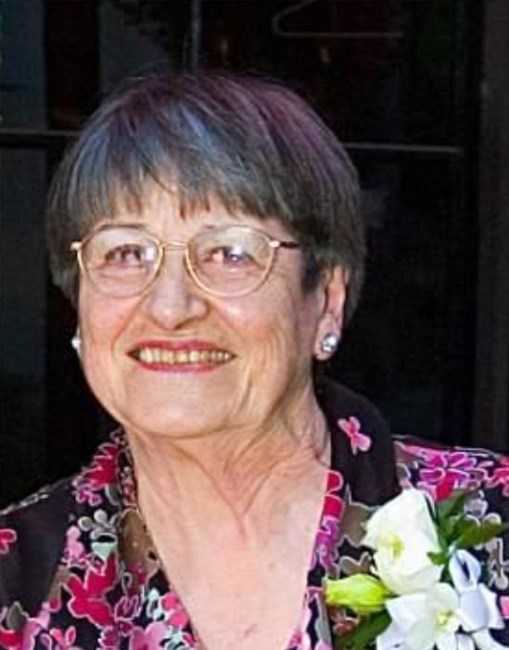 Obituary of Helen E Rogers