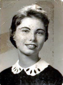 Avis de décès de Dr. Mary Carolyn Reeves