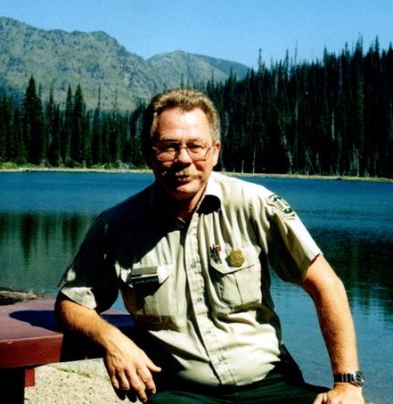 Obituary of Frank Findley