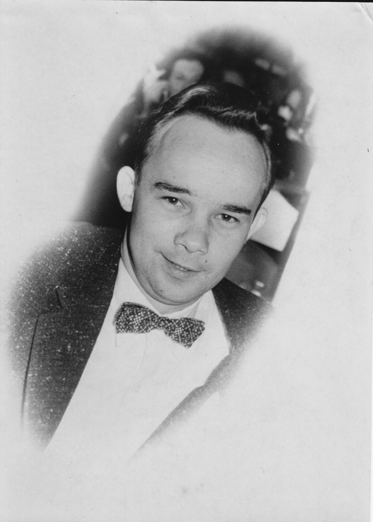 Obituary of Clyde E. Embrey