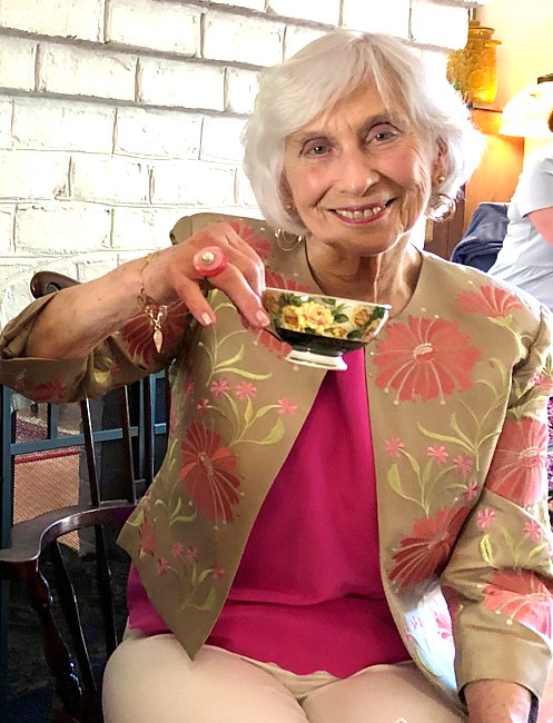 Obituary of Sonja Carver Bates